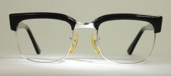 COMBO VINTAGE EYEGLASSES FRONT photo, under 350 kb