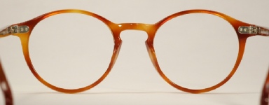 PLASTIC VINTAGE EYEGLASSES SIDE photo, under 350 kb