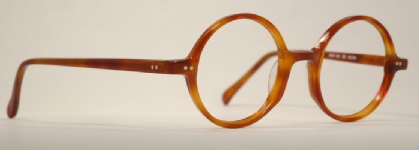 PLASTIC VINTAGE EYEGLASSES HINGE photo, under 350 kb