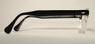 PLASTIC VINTAGE EYEGLASSES BRIDGE BACK photo, under 350 kb