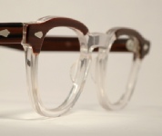 PLASTIC VINTAGE EYEGLASSES ANGLE photo, under 350 kb