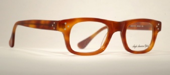 PLASTIC VINTAGE EYEGLASSES HINGE photo, under 350 kb