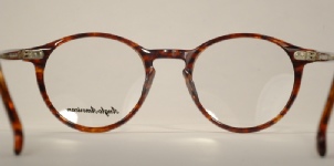PLASTIC VINTAGE EYEGLASSES SIDE photo, under 350 kb