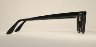 PLASTIC VINTAGE EYEGLASSES BRIDGE BACK photo, under 350 kb