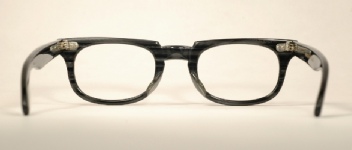PLASTIC VINTAGE EYEGLASSES BACK photo, under 350 kb