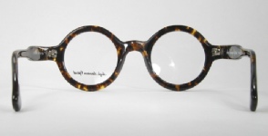 PLASTIC VINTAGE EYEGLASSES BACK photo, under 350 kb