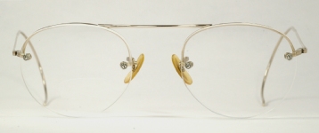 WIRE VINTAGE EYEGLASSES FRONT photo, under 350 kb