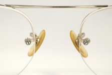 WIRE VINTAGE EYEGLASSES BRIDGE photo, under 350 kb