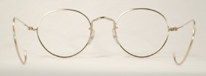 WIRE VINTAGE EYEGLASSES BACK photo, under 350 kb