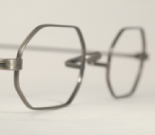 WIRE VINTAGE EYEGLASSES ANGLE photo, under 350 kb