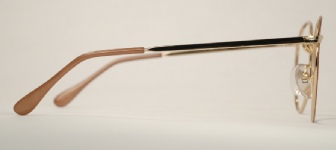 WIRE VINTAGE EYEGLASSES SIDE photo, under 350 kb