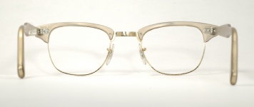 COMBO VINTAGE EYEGLASSES BACK photo, under 350 kb