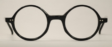 PLASTIC VINTAGE EYEGLASSES FRONT photo, under 350 kb