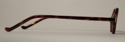 PLASTIC VINTAGE EYEGLASSES BRIDGE BACK photo, under 350 kb