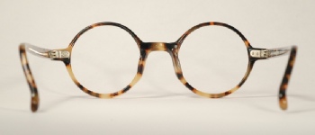 PLASTIC VINTAGE EYEGLASSES BACK photo, under 350 kb
