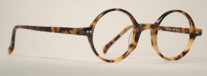 PLASTIC VINTAGE EYEGLASSES HINGE photo, under 350 kb