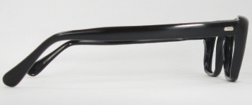 PLASTIC VINTAGE EYEGLASSES BRIDGE BACK photo, under 350 kb