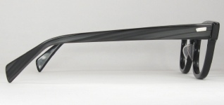 PLASTIC VINTAGE EYEGLASSES BRIDGE BACK photo, under 350 kb
