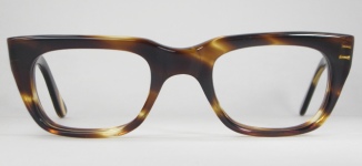 PLASTIC VINTAGE EYEGLASSES FRONT photo, under 350 kb