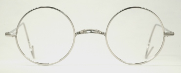 WIRE VINTAGE EYEGLASSES FRONT photo, under 350 kb