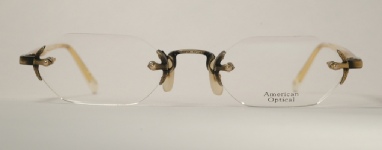 WIRE VINTAGE EYEGLASSES BACK photo, under 350 kb