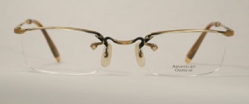 WIRE VINTAGE EYEGLASSES FRONT photo, under 350 kb