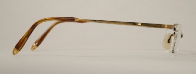 WIRE VINTAGE EYEGLASSES SIDE photo, under 350 kb