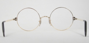 WIRE VINTAGE EYEGLASSES BACK photo, under 350 kb
