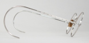 WIRE VINTAGE EYEGLASSES SIDE photo, under 350 kb